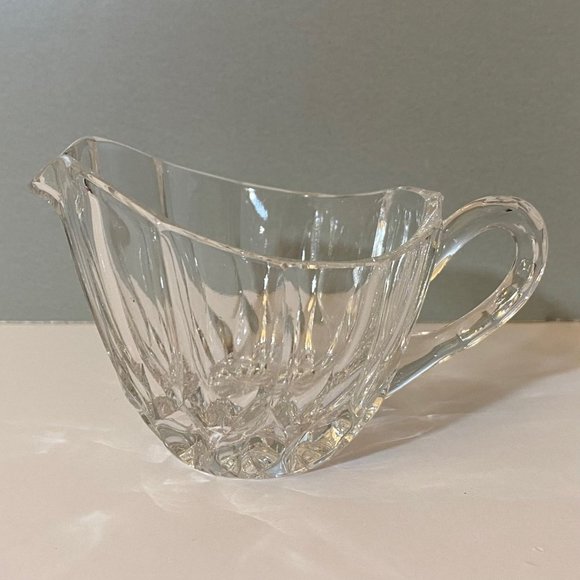 Vintage Action Industries 1981 Glass Sugar & Creamer Set - Picture 8 of 12